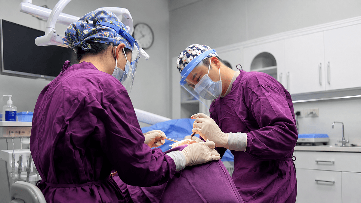 Dental Implants in China vs USA: 2026 Complete Cost Guide